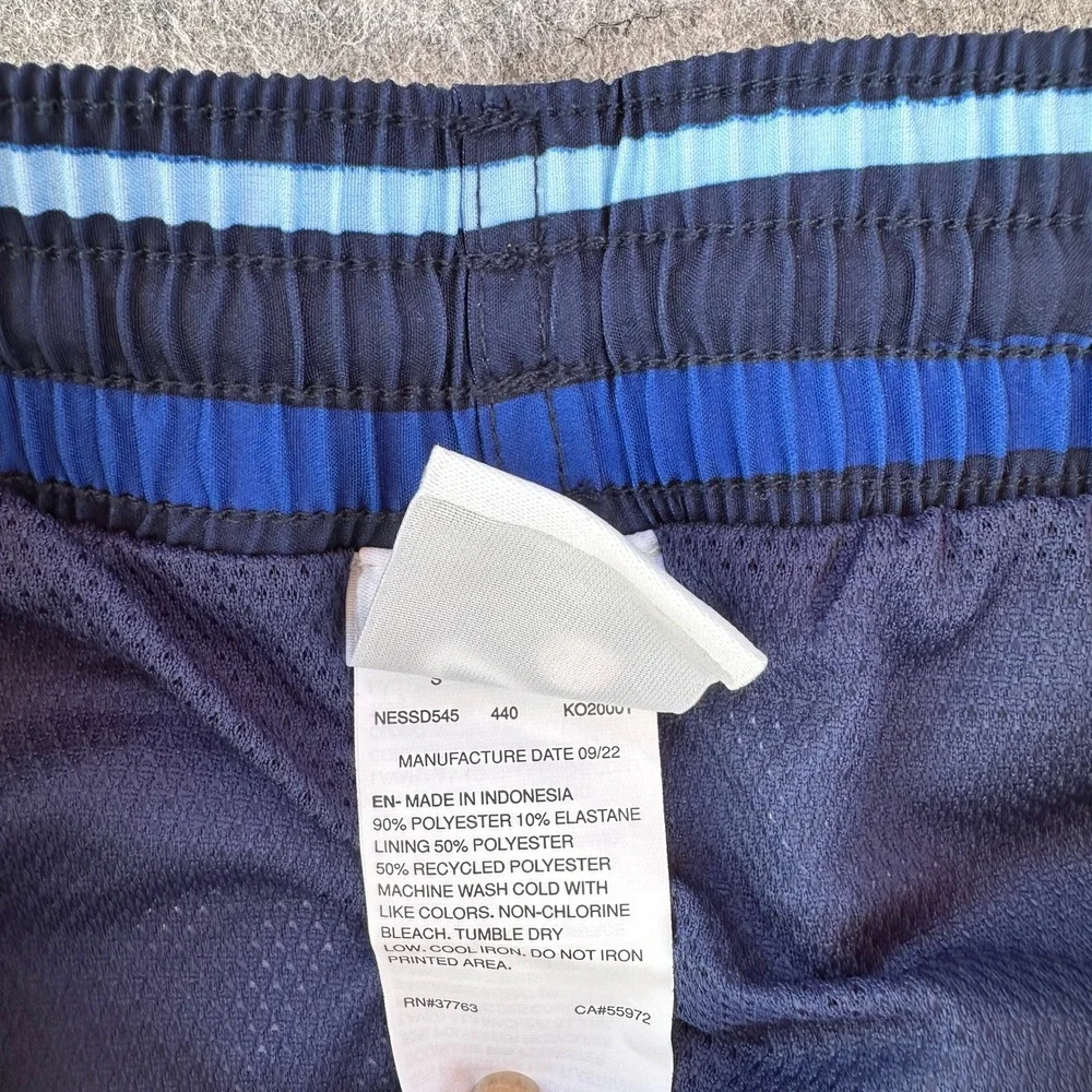 Nike Swim Mens Blue Striped 9 Inch Inseam Board Shorts NESSD545-440 Size S NEW